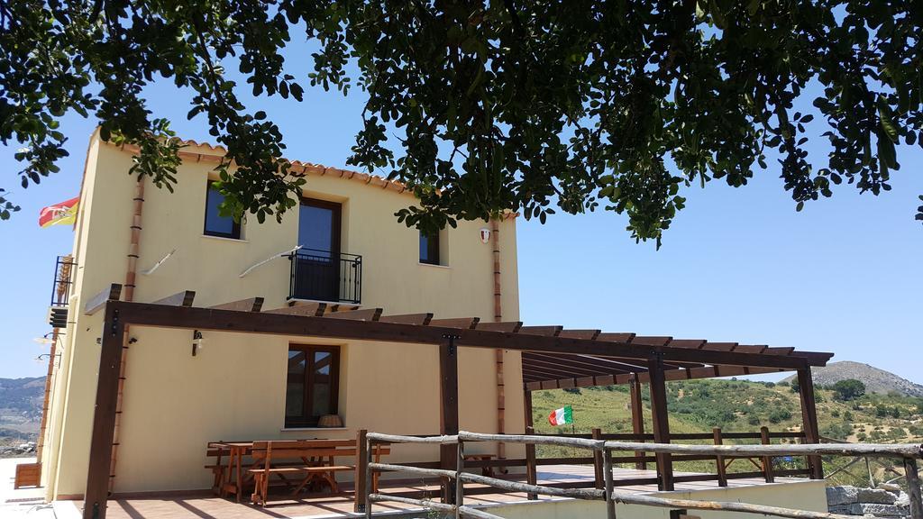 Agriturismo Gessi 칼라타피미 외부 사진